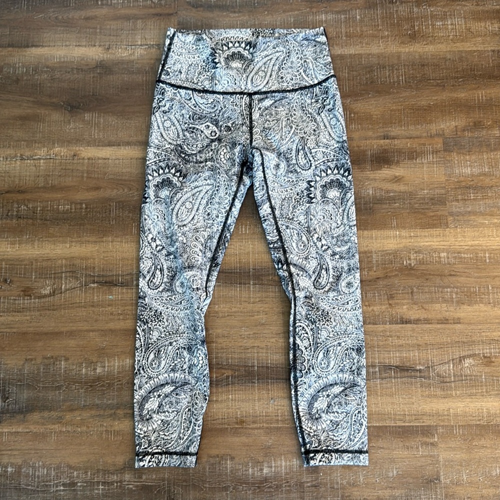 Lululemon legging sz 8